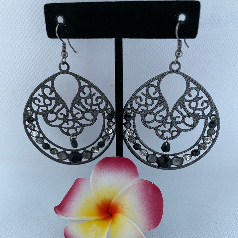 Large hoop gunpowder color dangling earrings